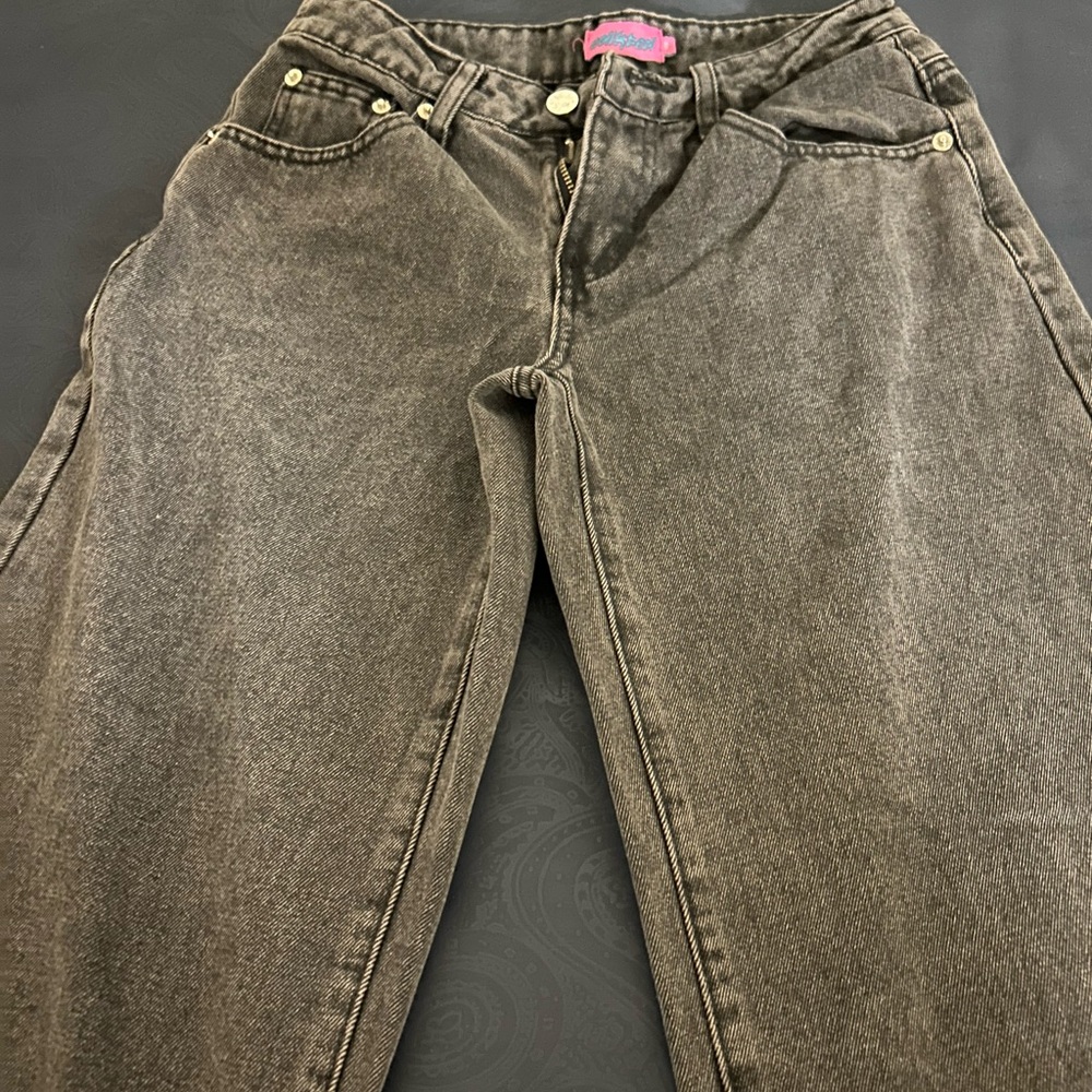 Edikted Raelyn Washed Low Rise Jeans - Picture 2 of 2